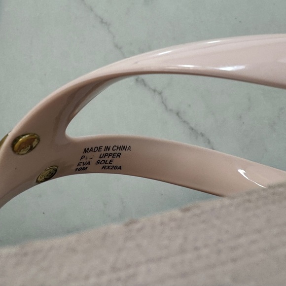 Michael Kors Pink Signature Flip -Flops Size 10 - Picture 6 of 7